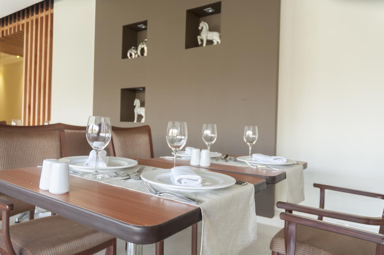 Hotel Diego De Almagro La Serena Extérieur photo